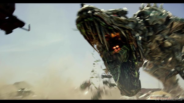 Transformers The Last Knight International Trailer 4K Screencap Gallery 029 (29 of 431)